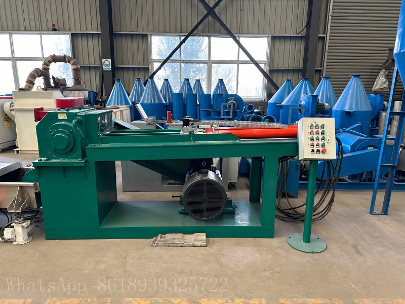 Fully automatic aluminum ingot chipping machine